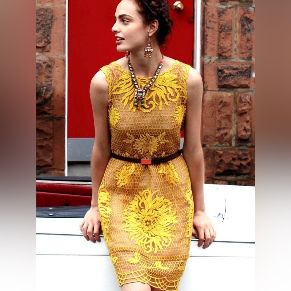 🛍️5/$40 Sale Anthropologie Honeycomb Lace Dress Yoana Baraschi Size 0